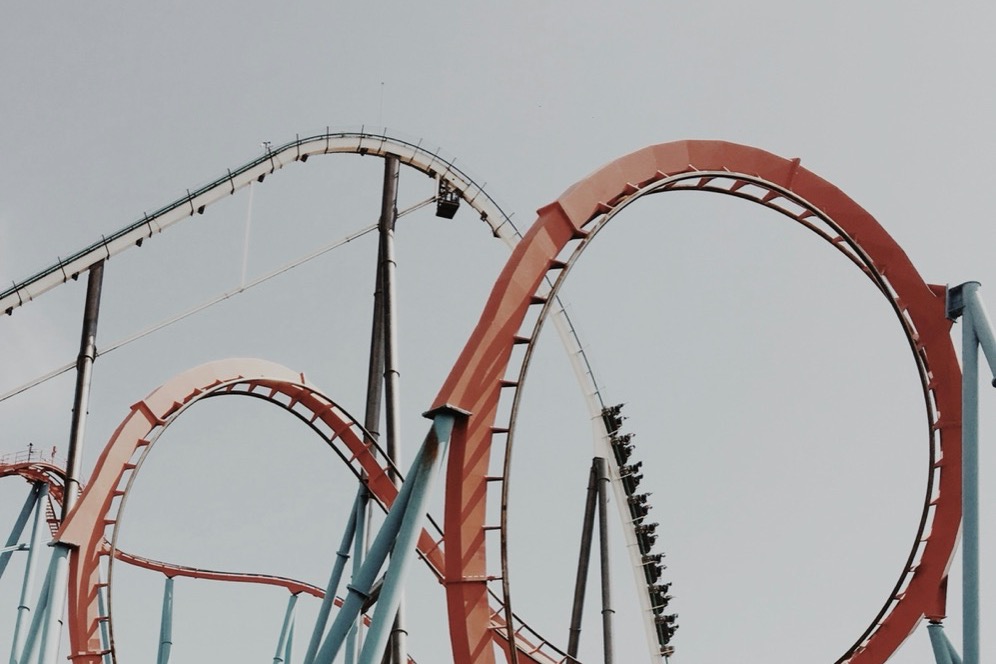 Horské dráhy v zábavnom parku PortAventura pri Salou